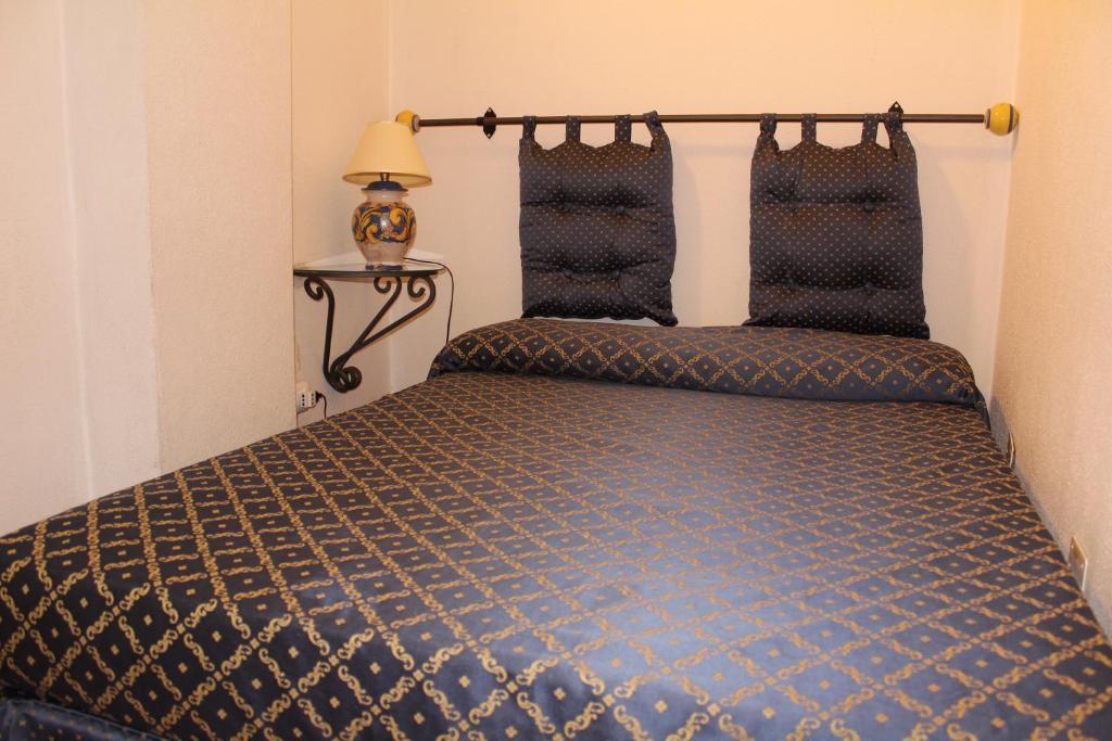 Residence Hotel Eden パリヌロ エクステリア 写真
