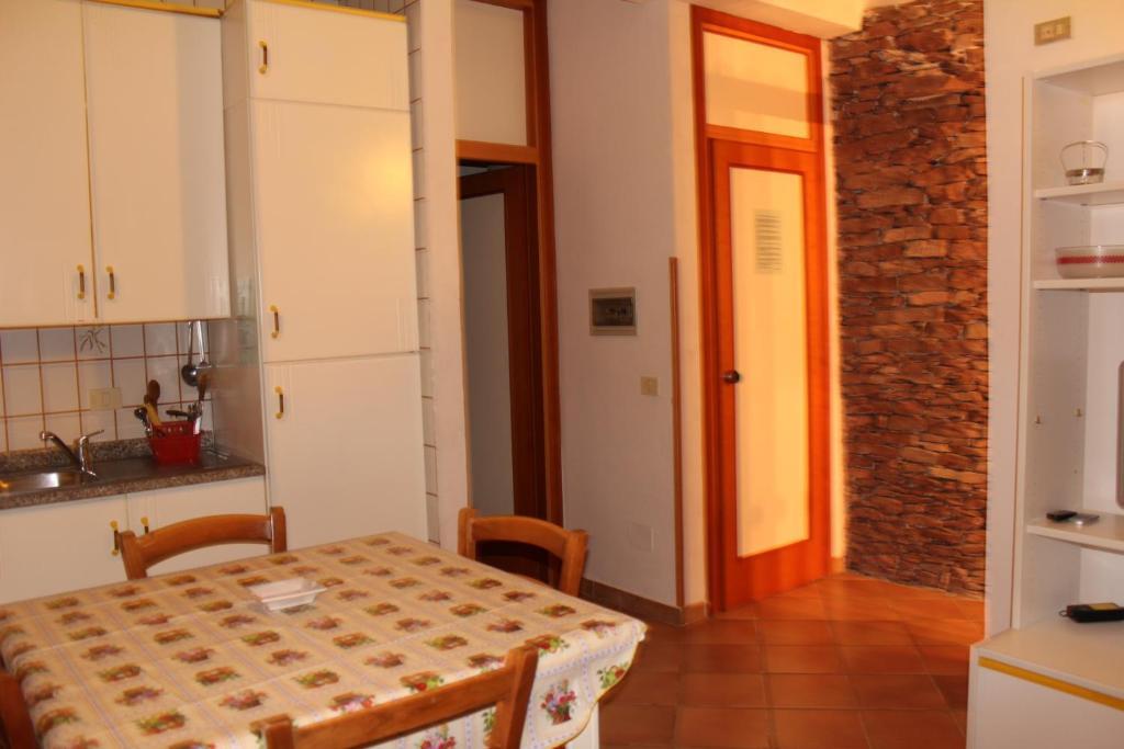 Residence Hotel Eden パリヌロ エクステリア 写真