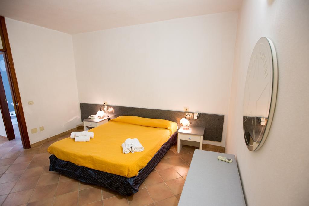 Residence Hotel Eden パリヌロ エクステリア 写真